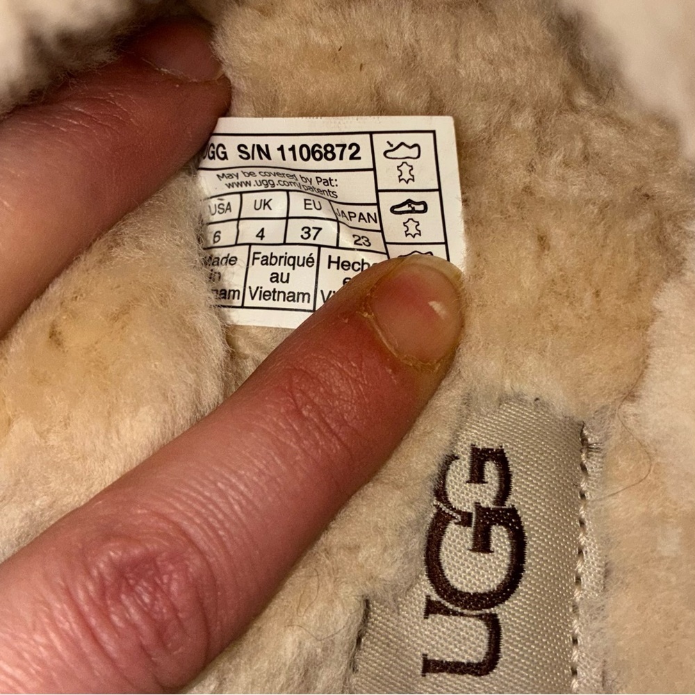 Girls UGG Scuffette ll Slipper - Size 6 Chestnut - Picture 6 of 7